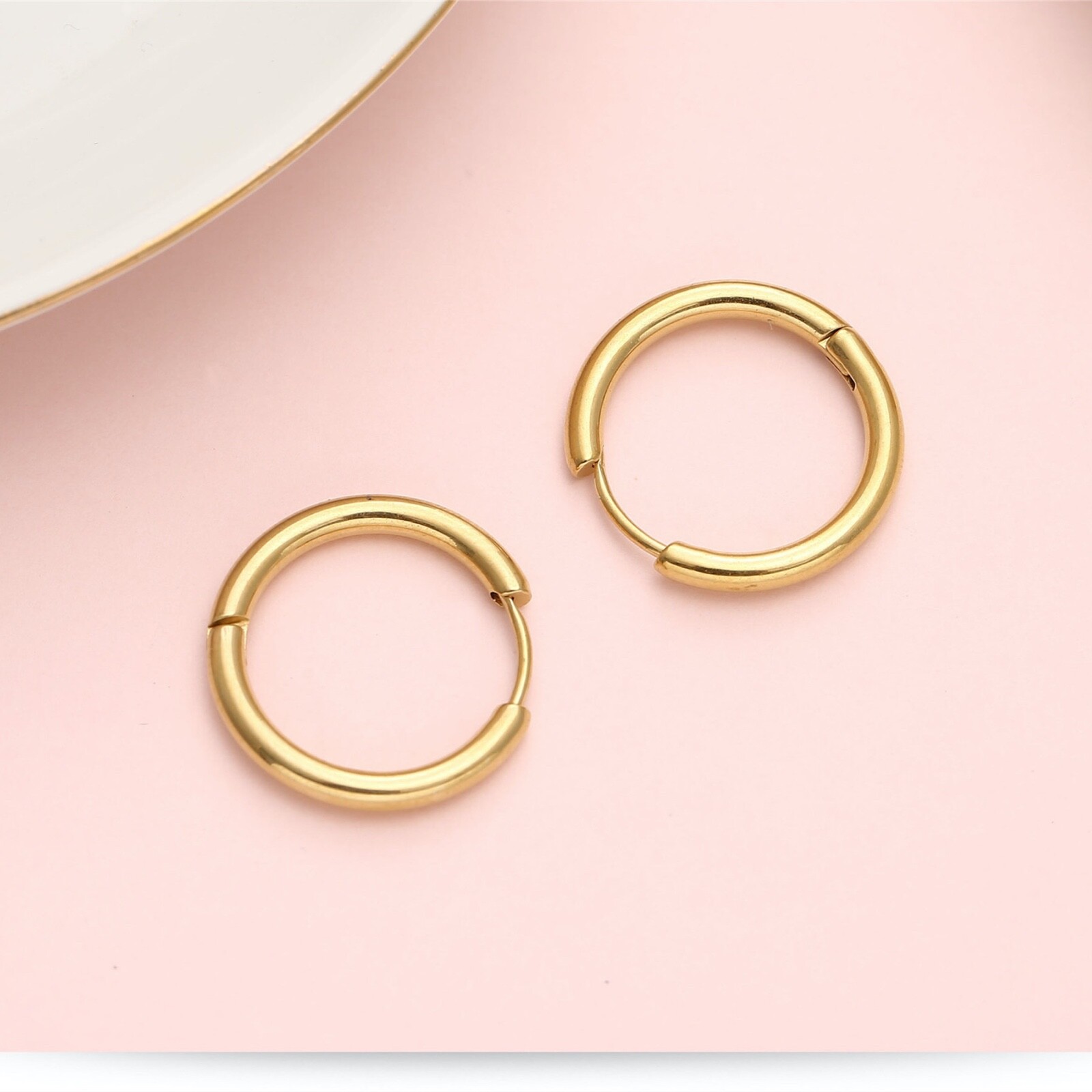 2PC Surgical Steel Huggie Hoop Sleeper Ring Earrings Lip Ear Nose Body Piercing