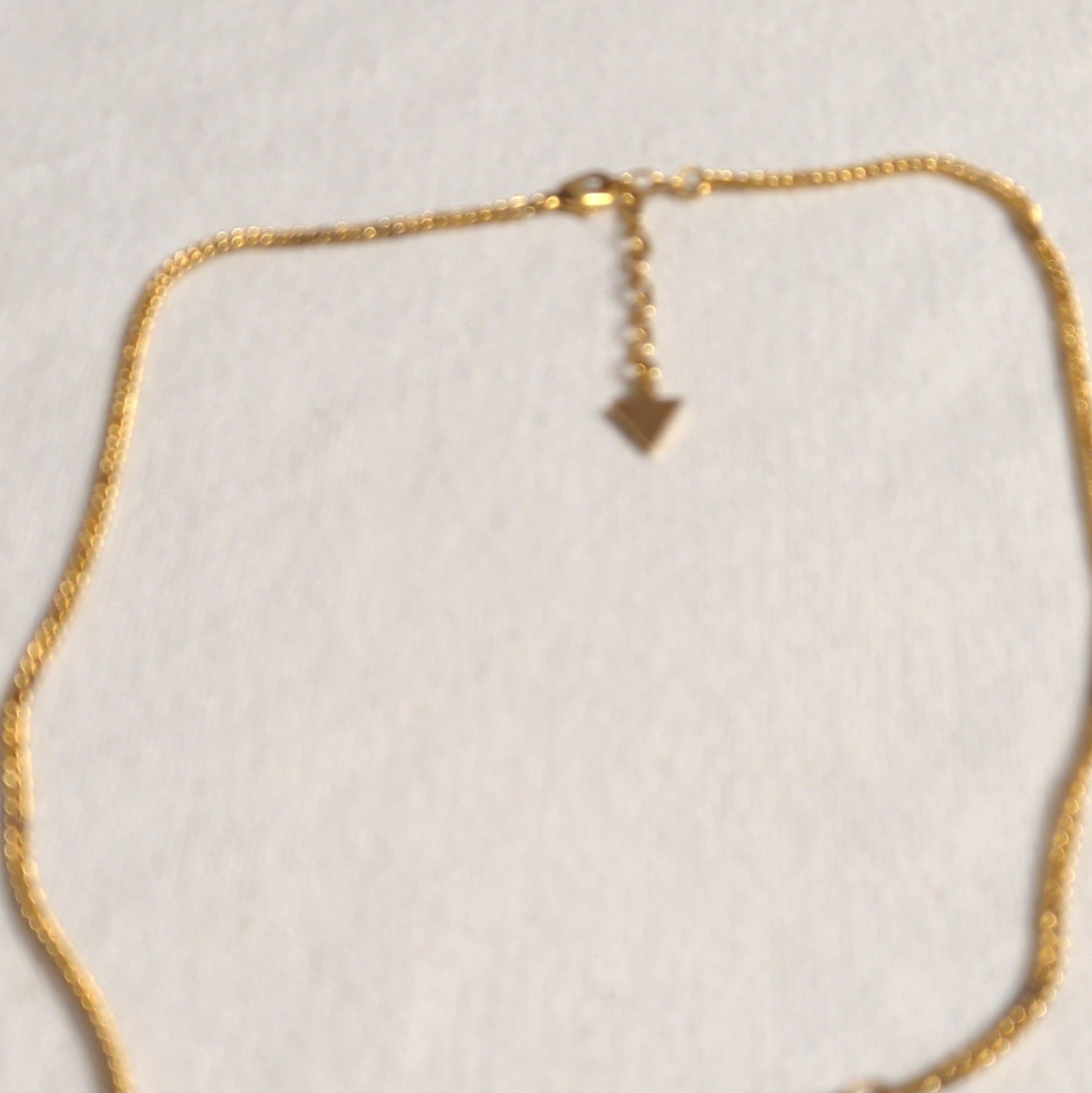 Gold Tone Metal Box Chain Necklace Triangle Pendant Adjustable Lobster Clasp