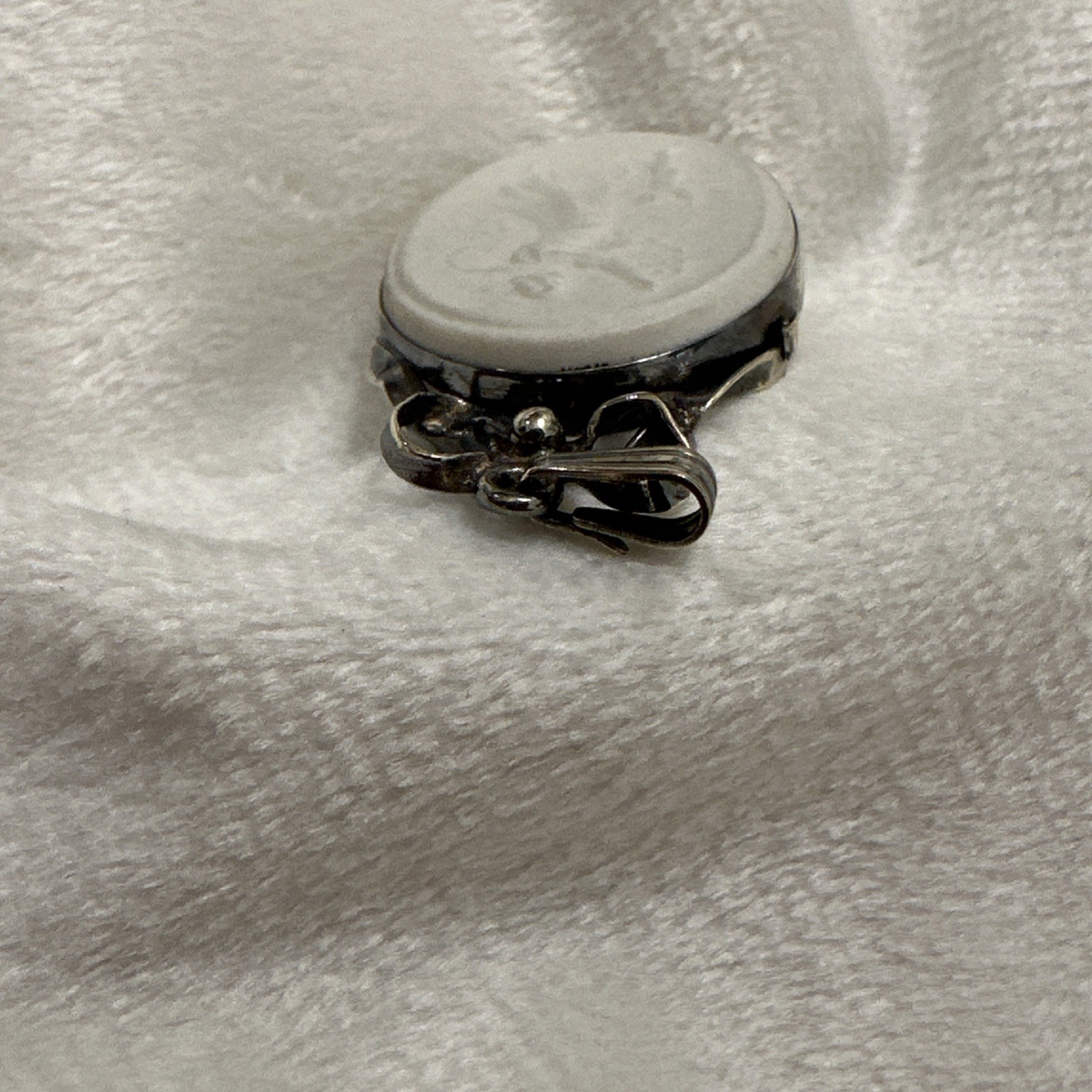 Wedgwood White Jasperware Pendant Sterling Silver Mother Love SEE DESCRIPTION