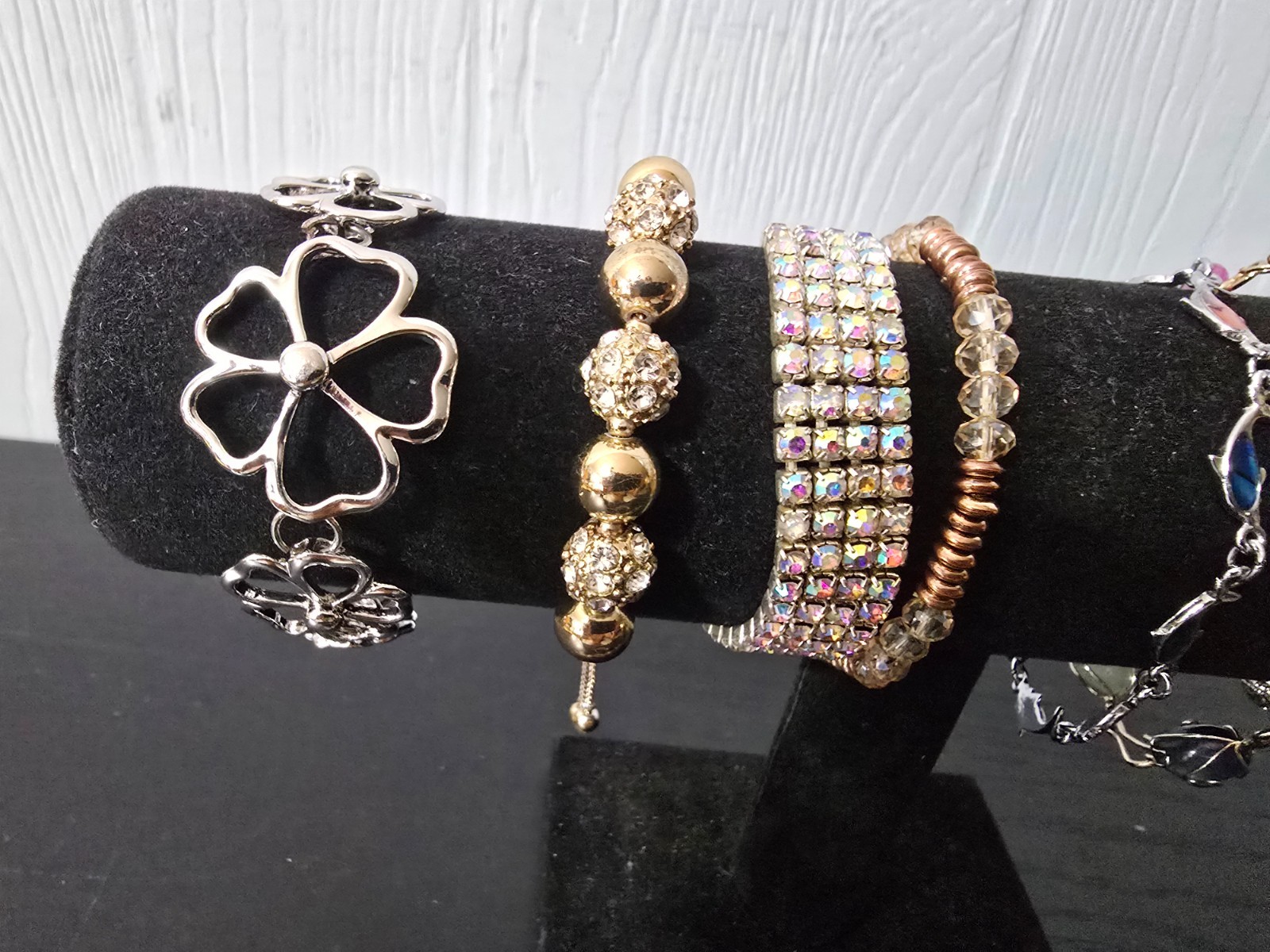 Mixed metal materials and colors Lot of 10 bracelets