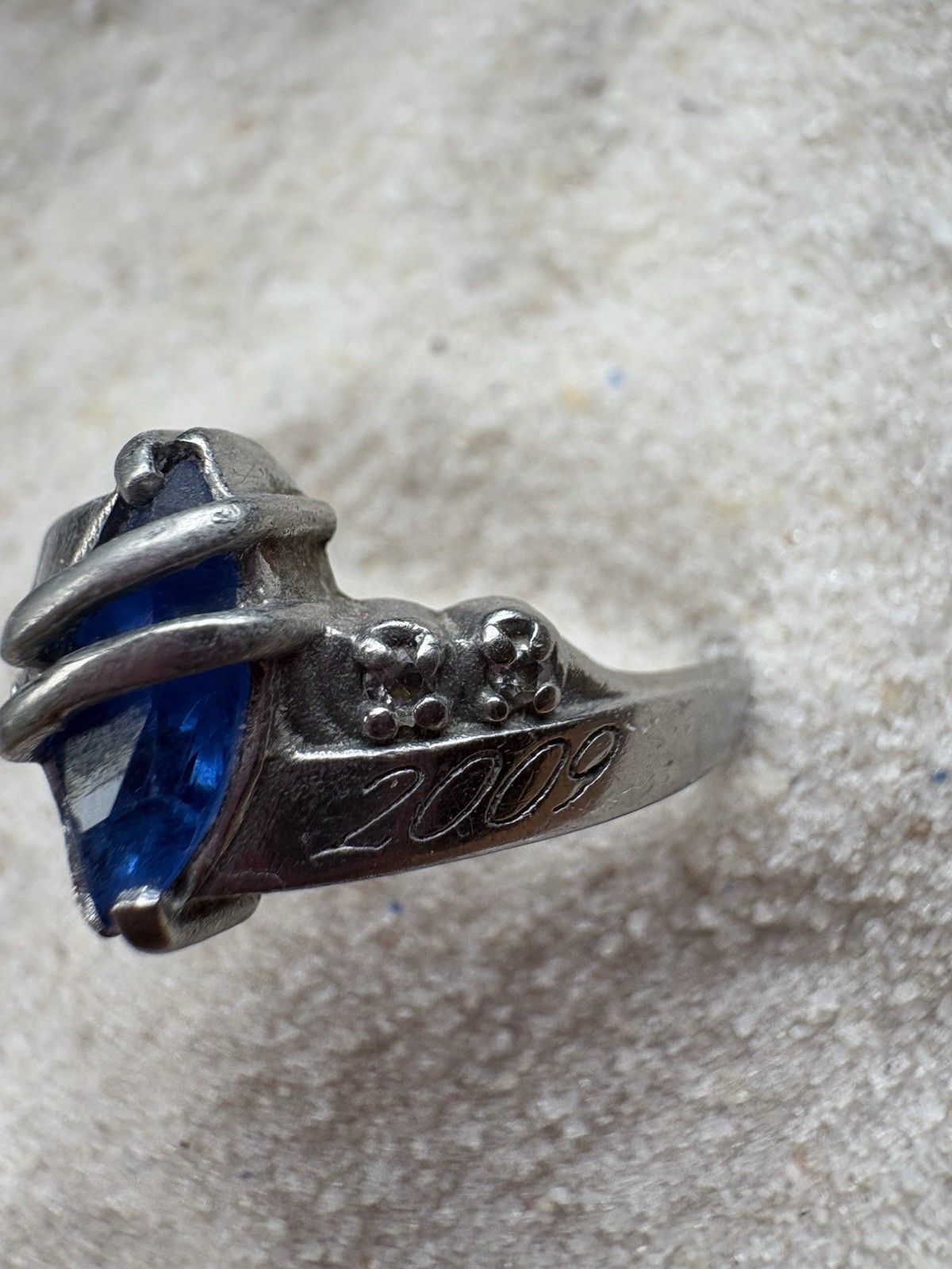 Jostens Class Graduation Ring Kari 2009 Name Engraved Lustrium Size 8.25 Womens