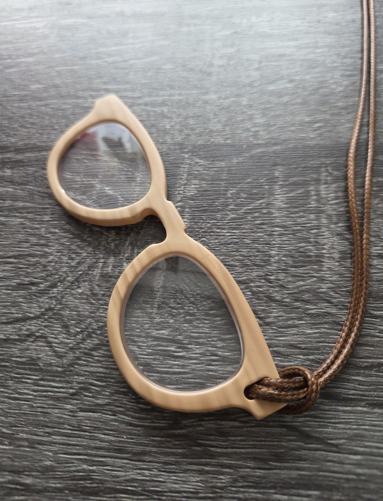 Reading Eyeglasses Charm Pendant Necklace Brown Beige Wood Look Adjustable Cord
