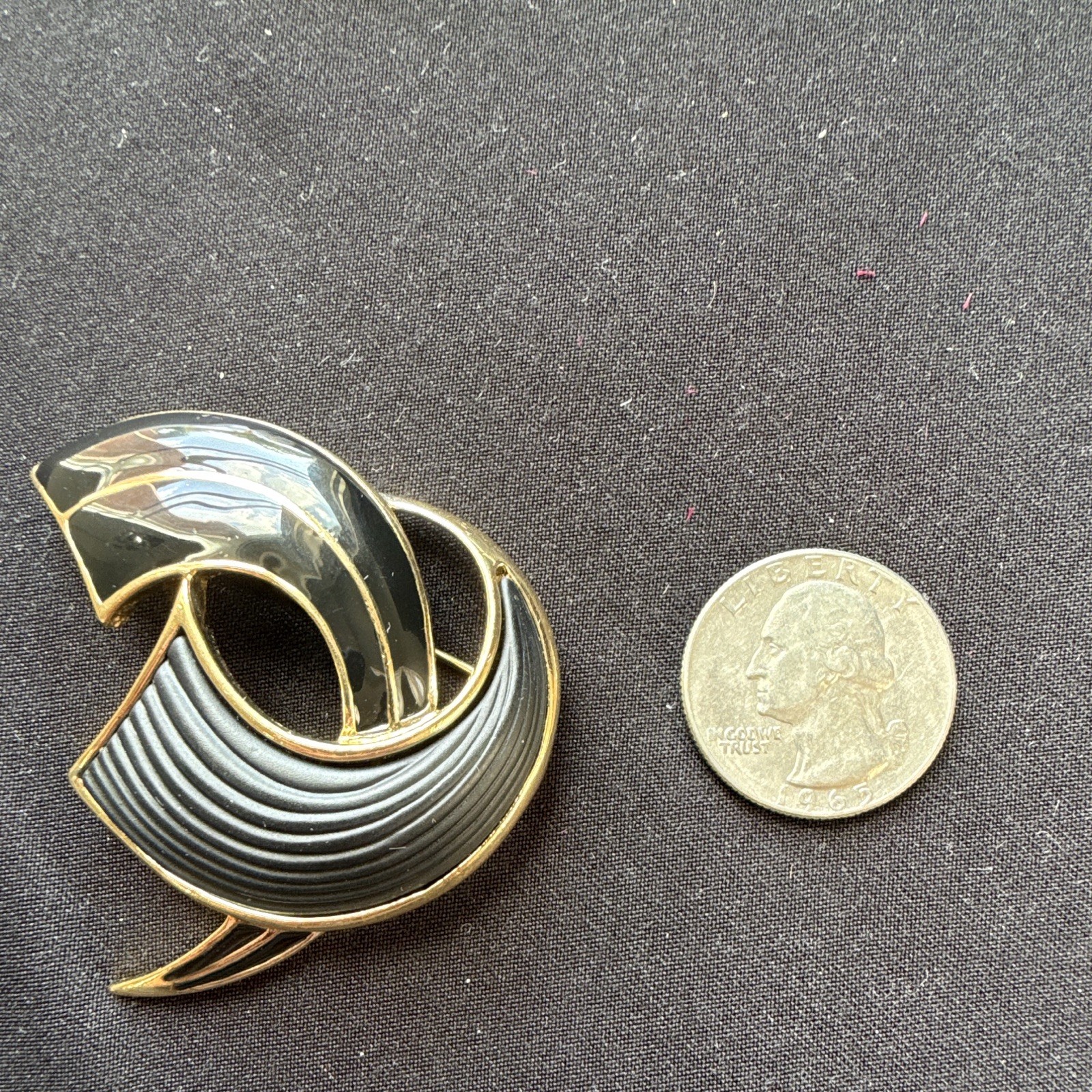 Vintage Trifari Signed Gold Tone Black Enamel Abstract Art Brooch Pin