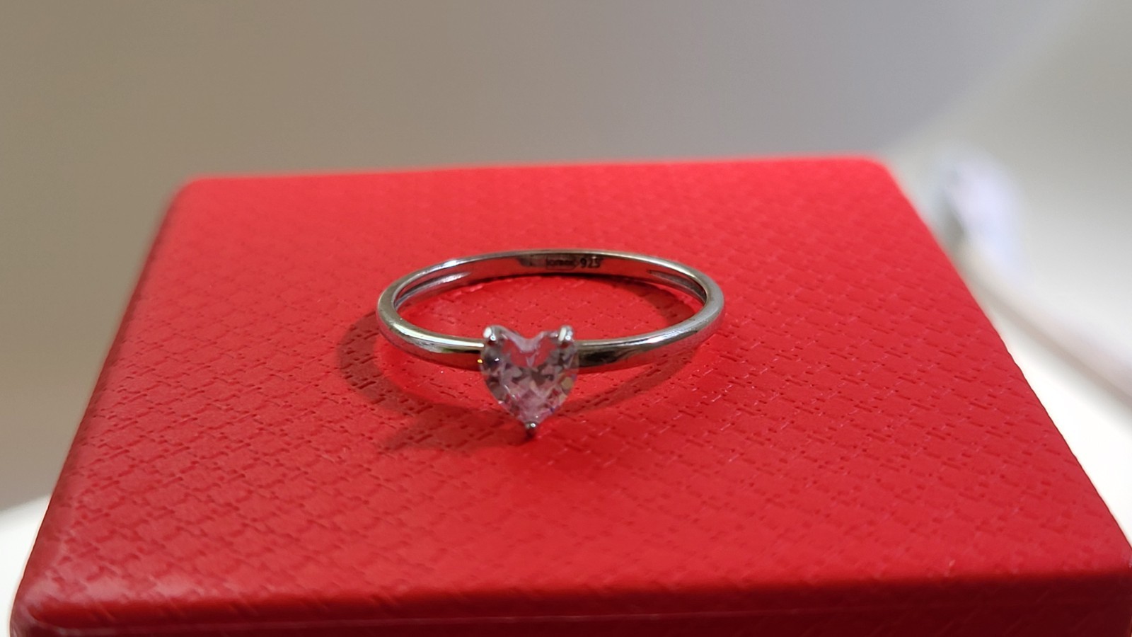 Woman’s 925 Sterling Silver Heart Cubic Zirconia Ring Size 5 US