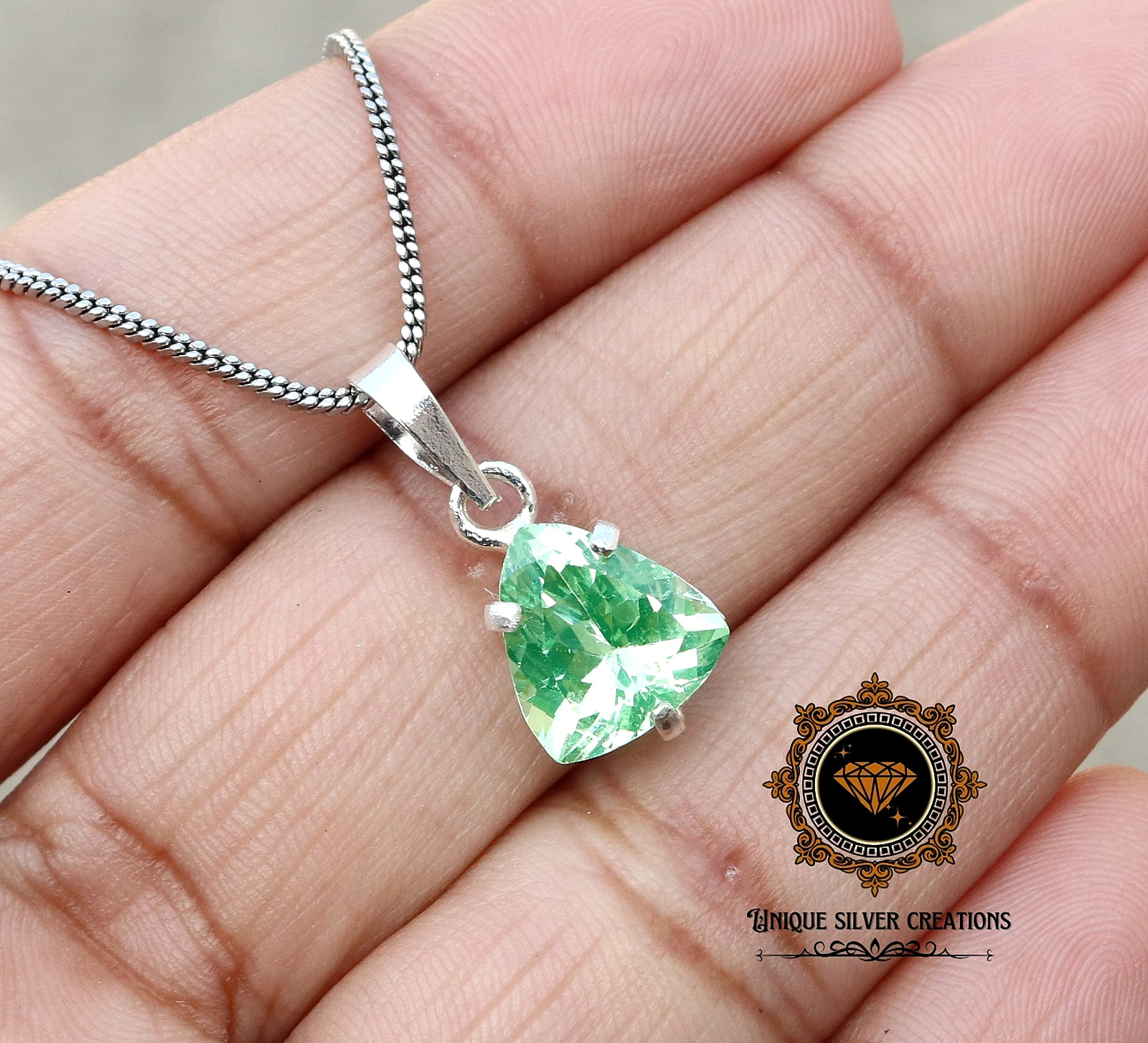 AAA Natural Green Peridot Certified Gemstone Pendant 925 Sterling Silver 8.60 Ct