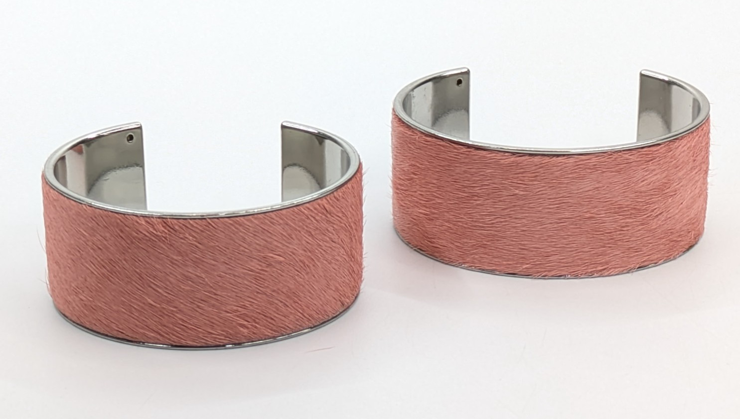 Chunky Pink Dyed Cow Hide Silver Tone Cuff Bracelet Set of Two 1 1/8″ Wide
