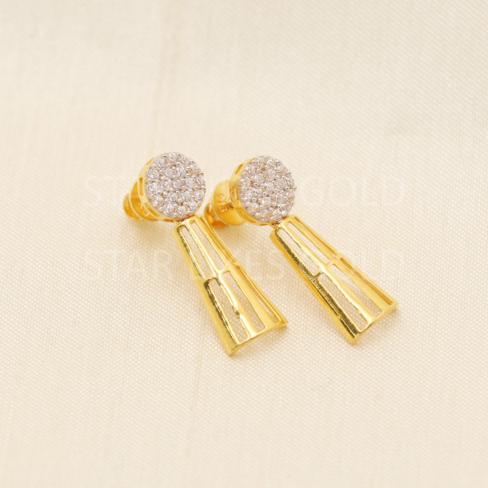 Pure 22ct Gold Cubic Zirconia Round Disc Post Pillar Jali Chandelier Tops