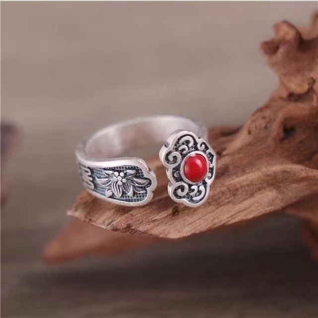 Silver Women’s Ring with Natural NanHong Agate Ruyi Motif One Size Fit All