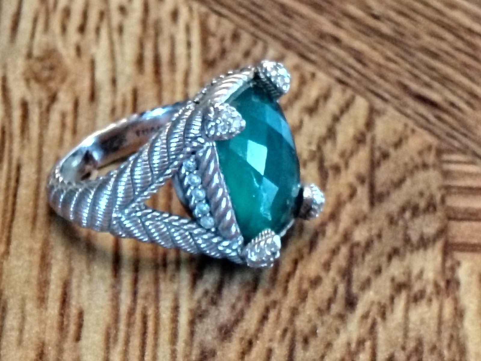 Judith Ripka 925 Sterling Silver Green Goddess Cushion Cut Ring Fleur-de-lis SZ6