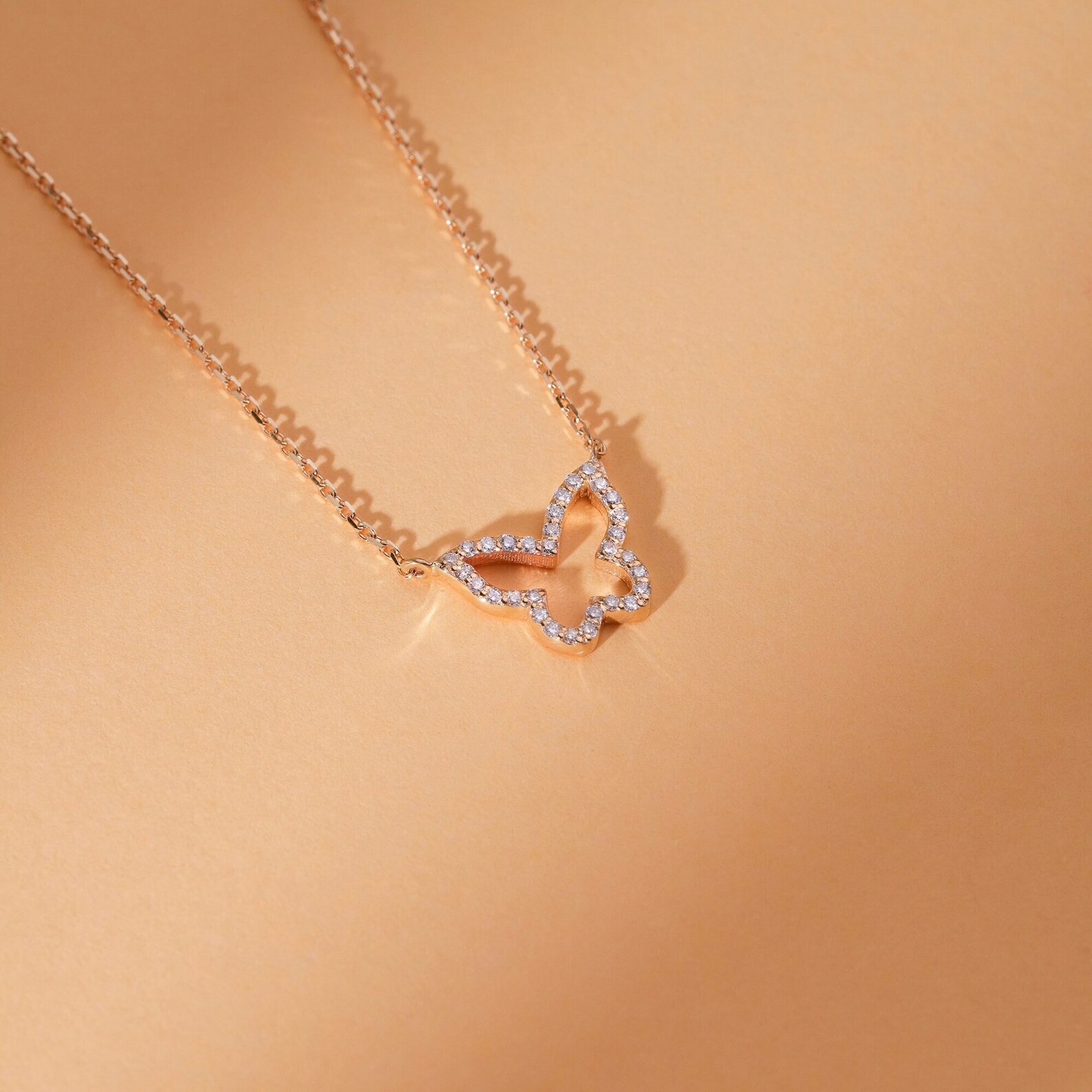 1.00 Ct Round EF VS Lab Grown Diamond Butterfly Shape Necklace in 14K Solid Gold