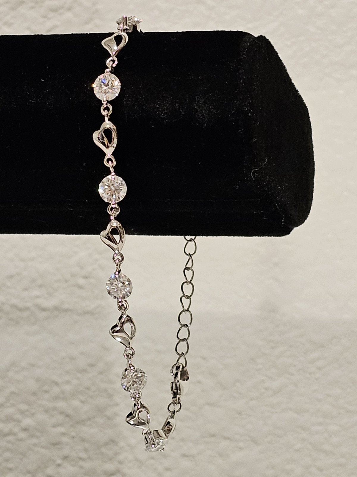 3.5 Carat Moissanite Hearts Bracelet 14k White Gold Plated 7-8 Inch Adjustable