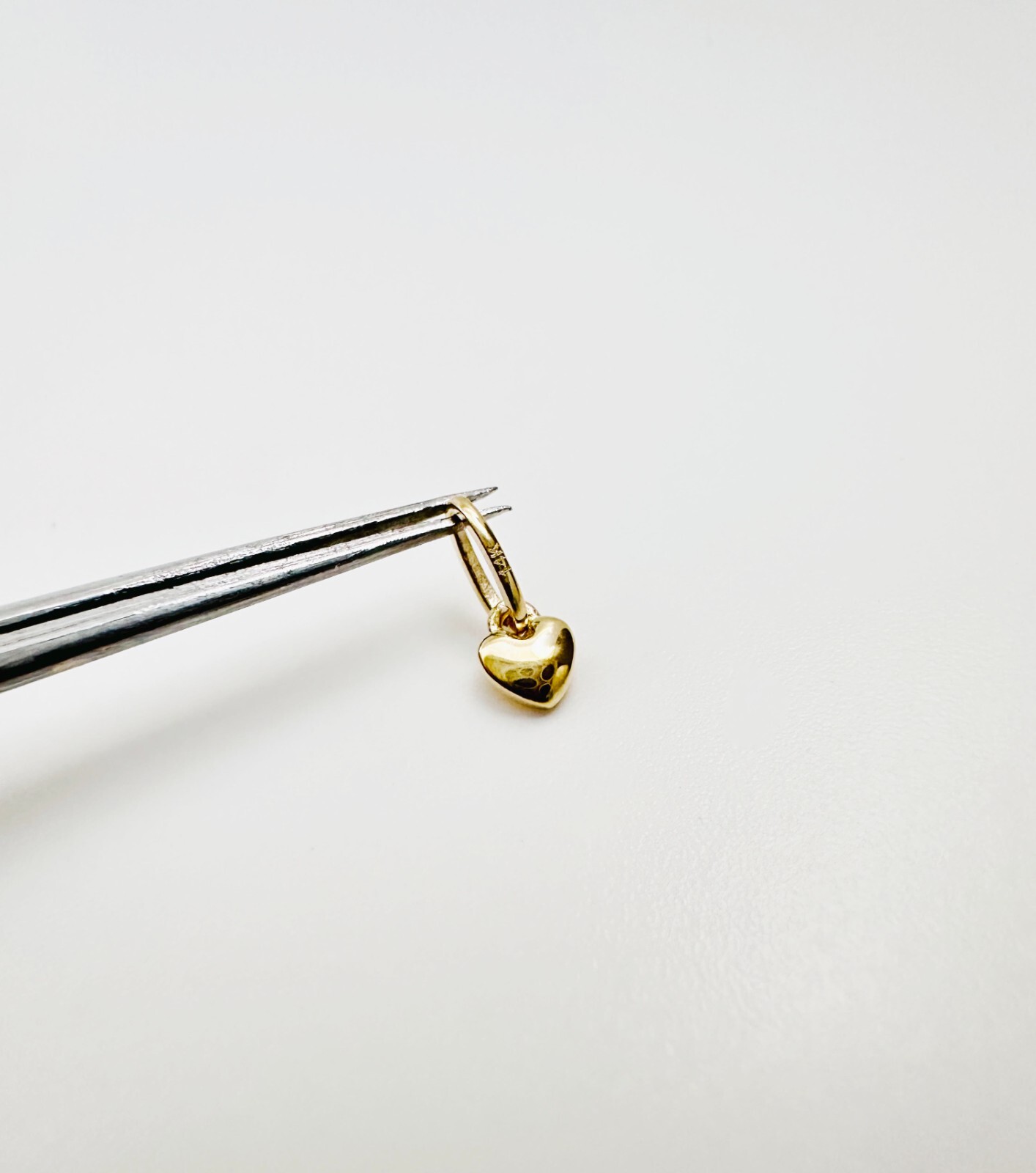 without packaging 14K Solid Yellow Gold Teeny Tiny Very Small Beveled He G2U