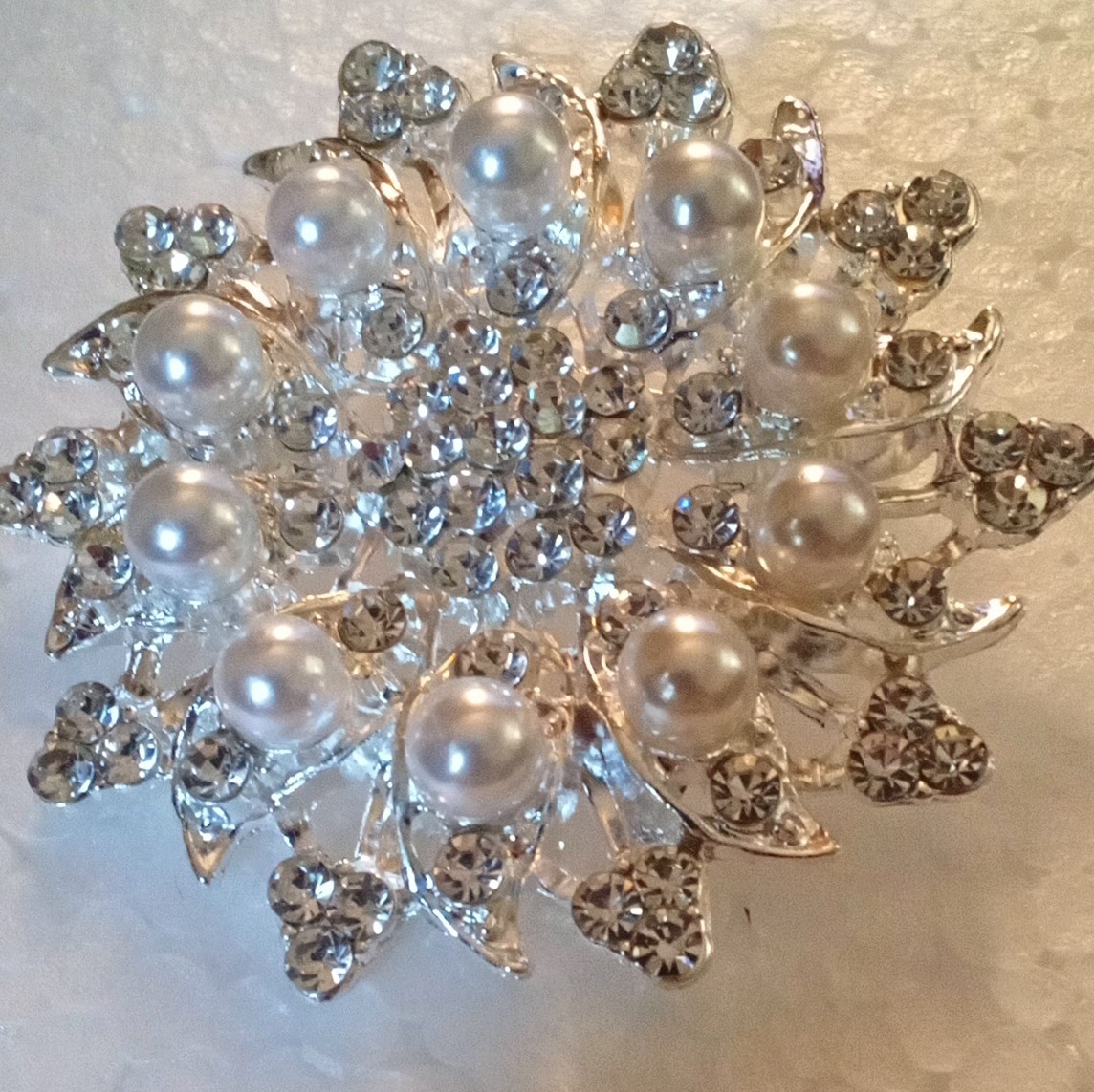 Silver Tone Rhinestone & Faux Pearl Flower Cluster Brooch Pin, White