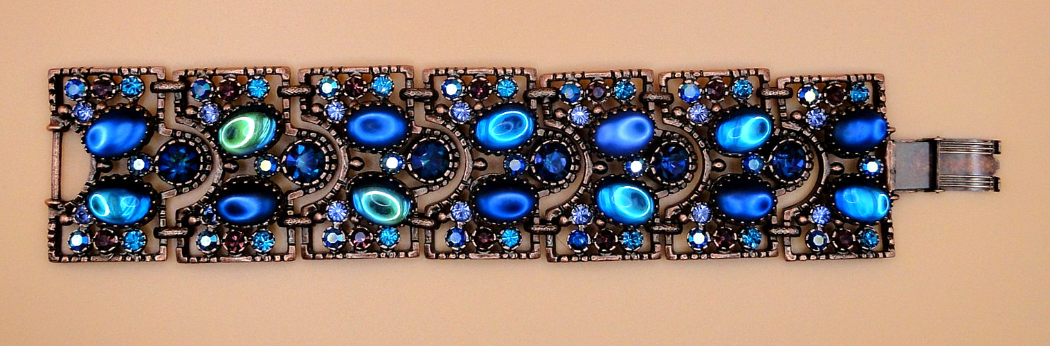 MINT Sweet Romance USA Bronze Link Bracelet with Blue Art Glass & Rhinestones