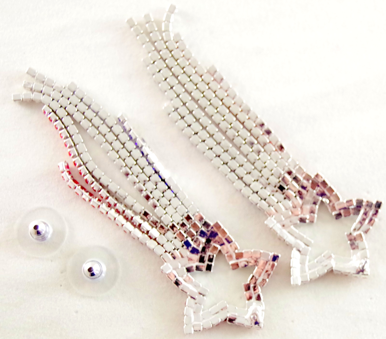 4″ Prong-Set Rhinestones! NWOT BETSEY JOHNSON PATRIOTIC DANGLE STAR EARRINGS