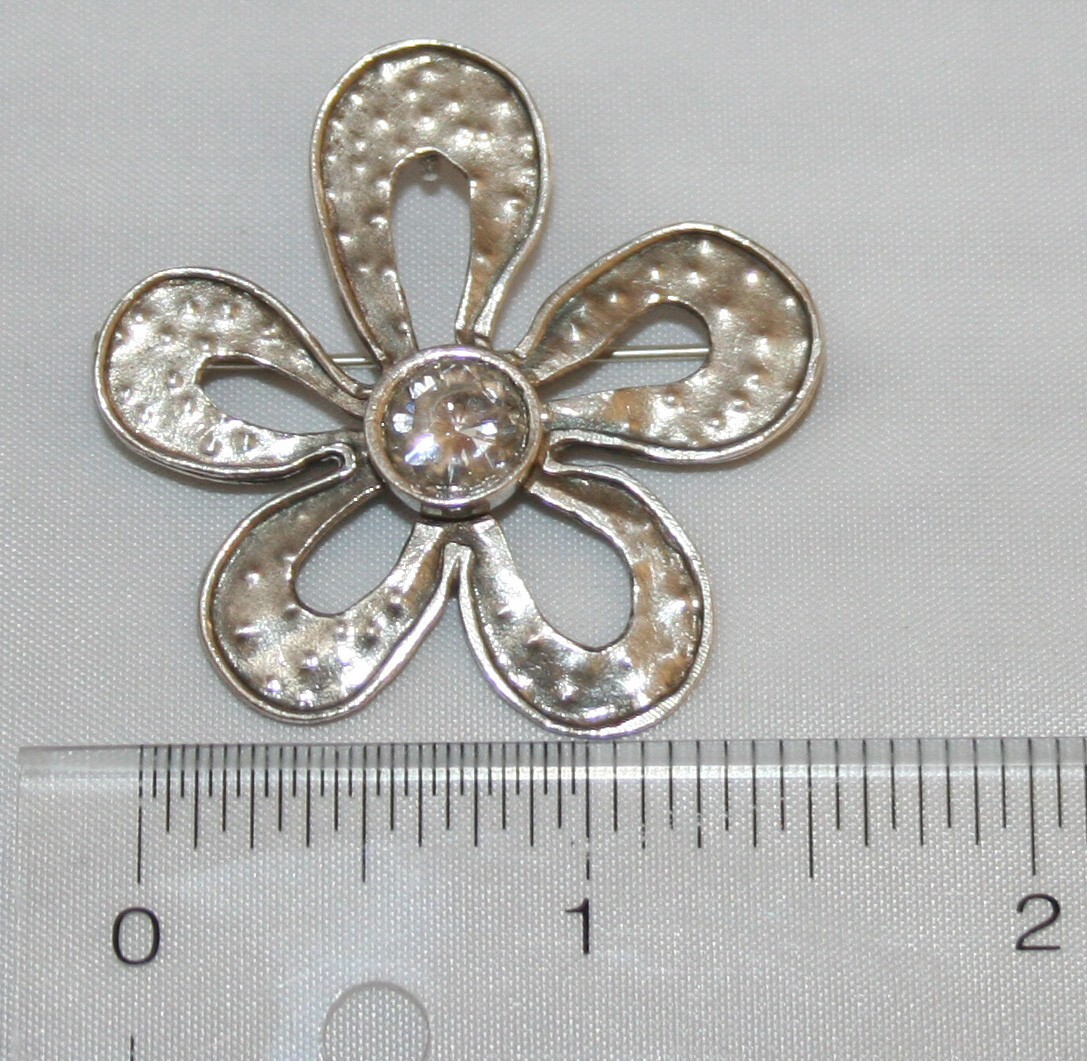 Silpada Sterling Silver Hammered CZ Flower Slider Pendant Brooch I1540