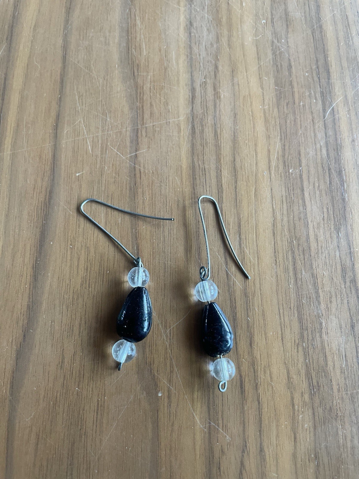 Black Tulip Leaf Bead Dangle Earrings Drop 2 Pair Set Gothic Retro Japanese