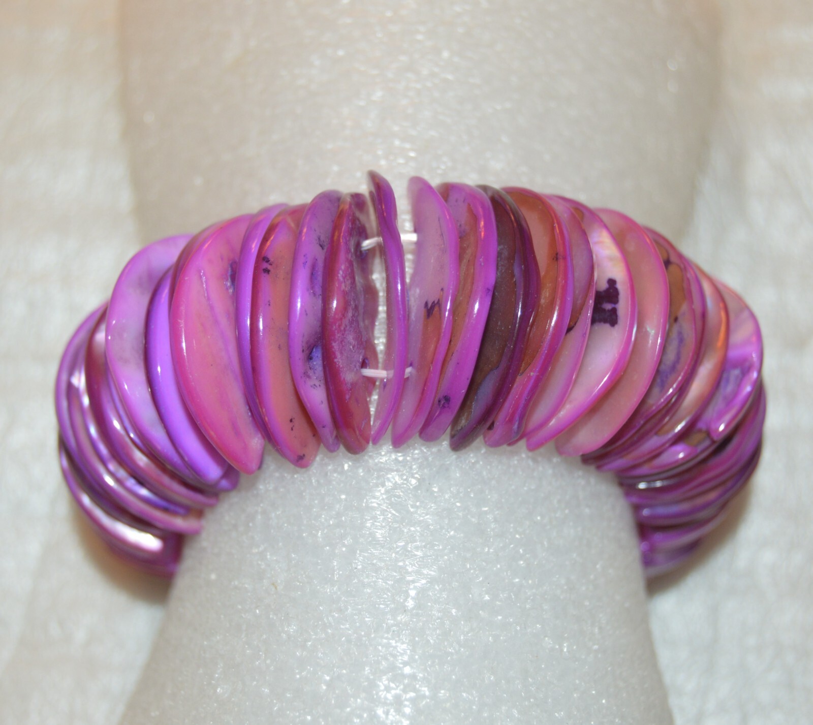 Bracelets All Occasions – Lot of 4 Multi Colors Multi Materials Shells Stone