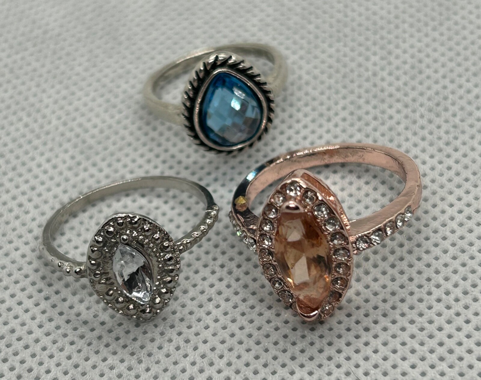 Stylish Set of 3 Rose Gold & Silver Tone Rings – 3 Sizes & Stone Colors