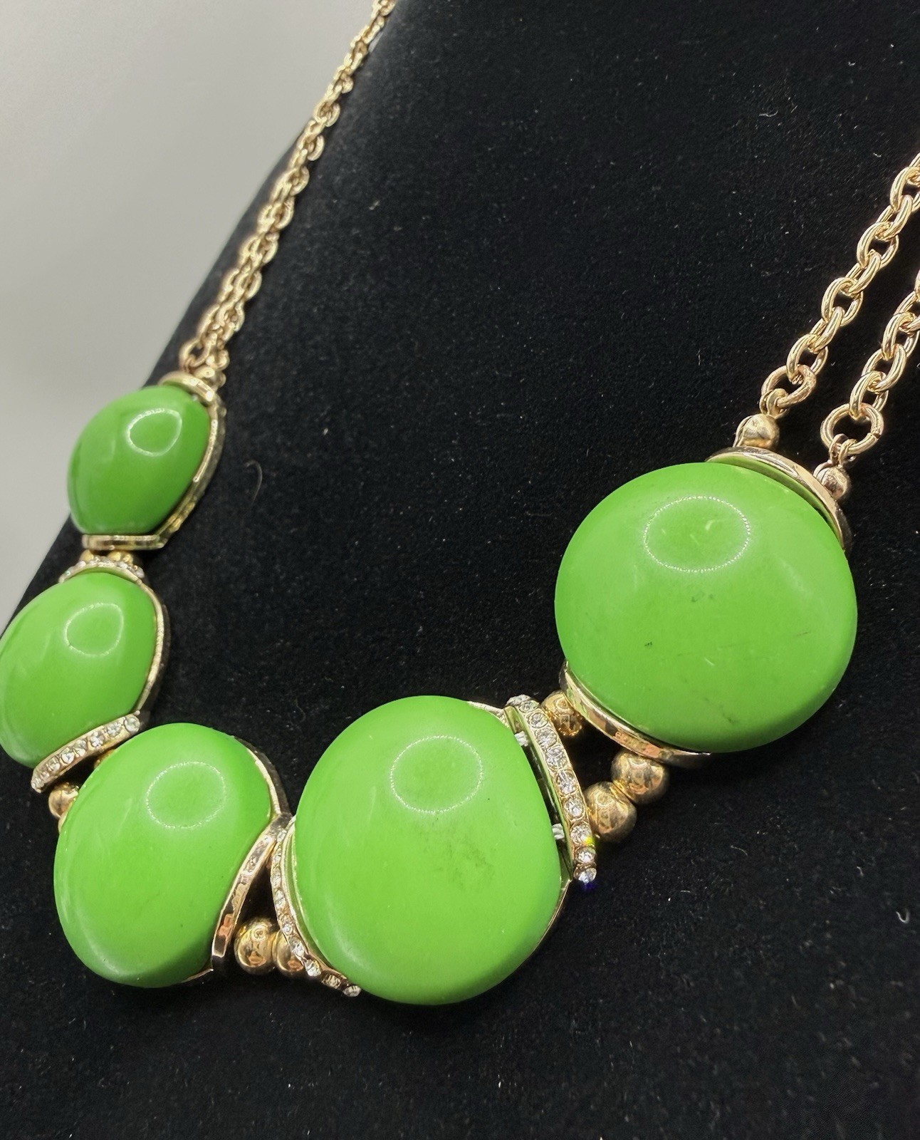 Dressbarn 3 Pc Lime Green Statement Jewelry Set Necklace Bracelet Earrings