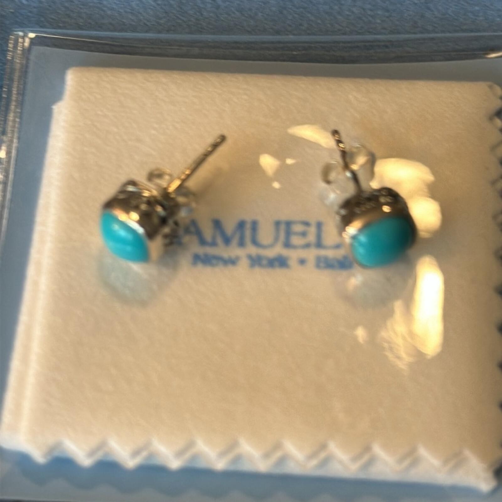 NWT Samuel B. Sleeping Beauty Turquoise and Sterling .925 stud earrings 6mm