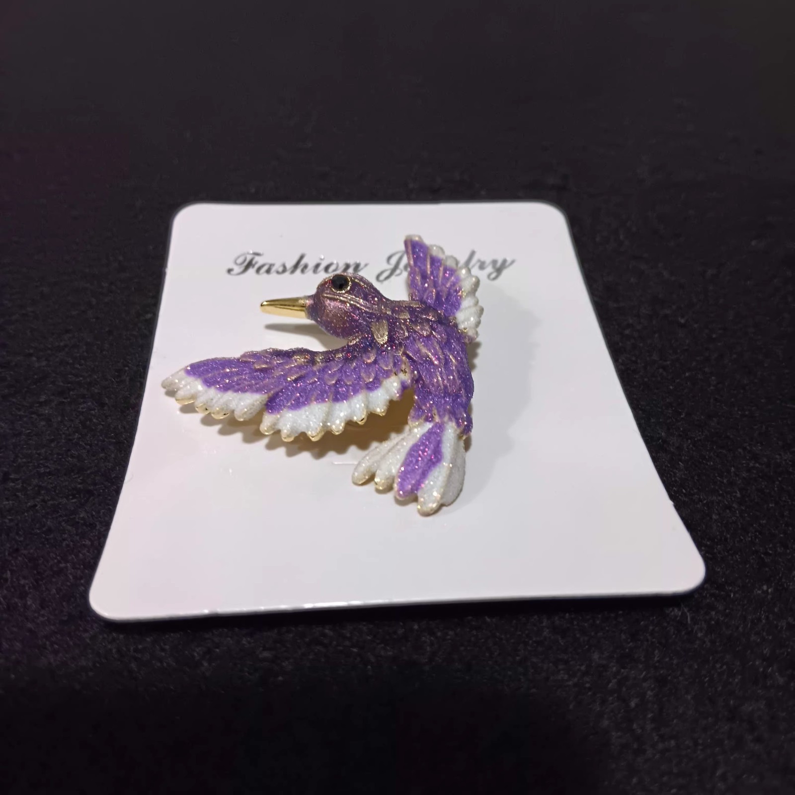 Woman’s Purple Winged Bird Brooch Pin (Fashion Jewelry)
