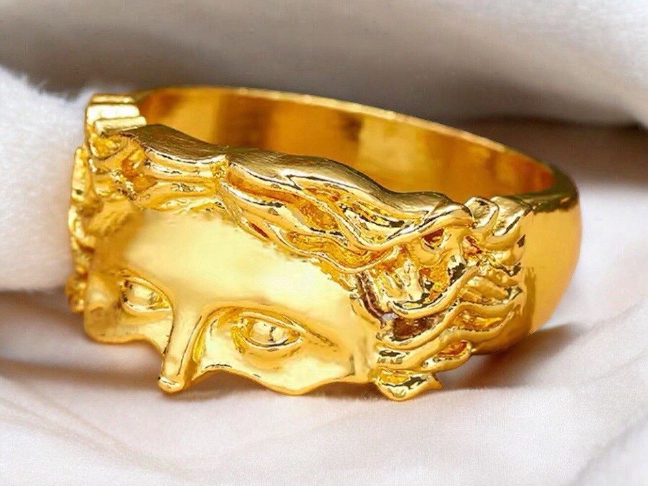 Golden Aphrodite Ring, Venus Ring, Goddess Venus Gold Ring, Venus de Milo Ring
