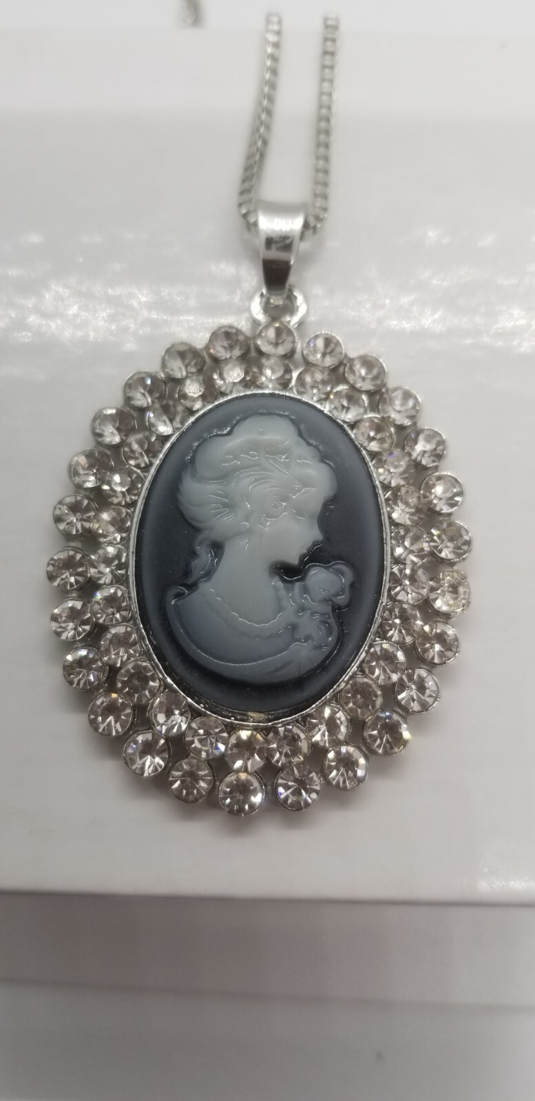 CAMEO Sparkling Silver Tone Blue White Rhinestones Broch & Necklace