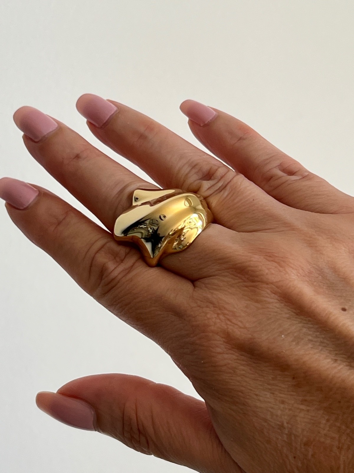 JENNY BIRD 14K Gold Plated Steel LYDIA Ring Size 7 $110 MSRP