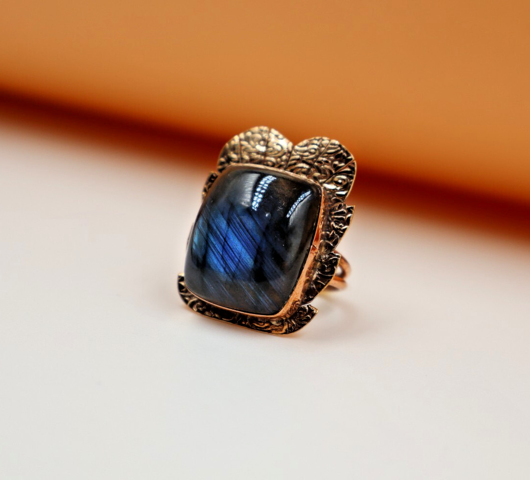 Blue Fire Labradorite Ring TexturedCopper Handmade Ring Bohemian Gift US” 7.5