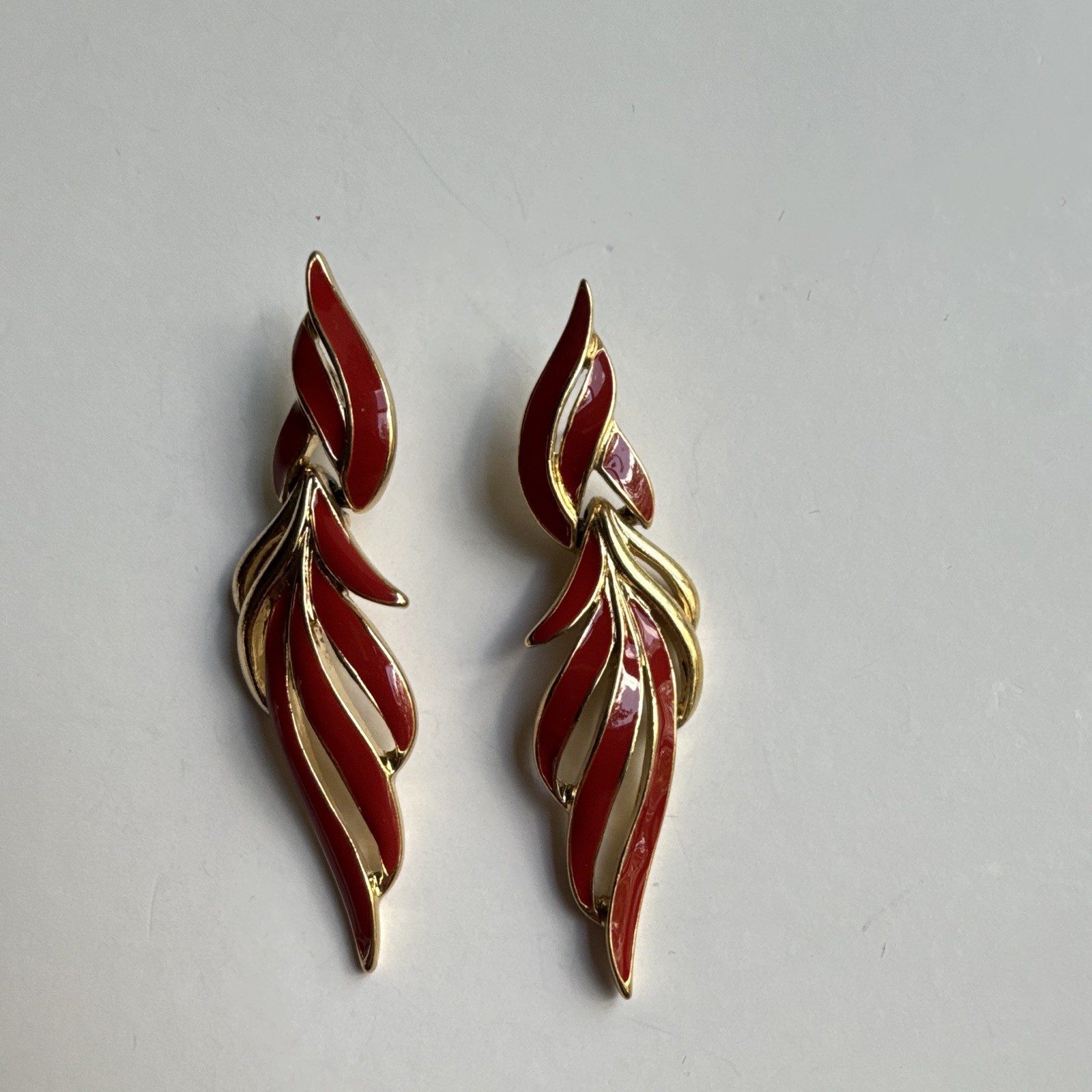 Vintage Crown Trifari Signed Leaf Dangle Stud Earrings Red Enamel & Gold Tone