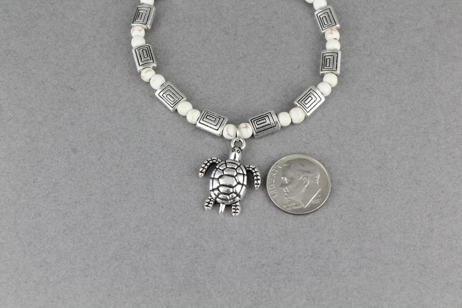 turtle charm bracelet stretch Cream Silver stretchy beaded bracelet tortoise