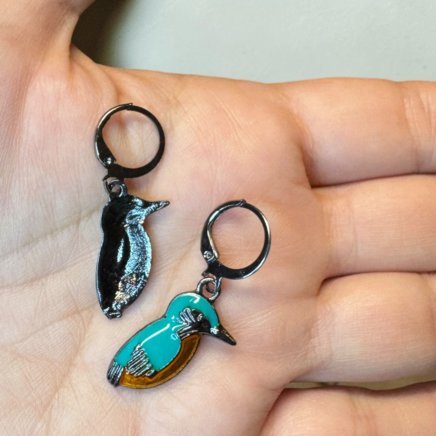 Kingfisher Bird Hoop Earrings Turquoise Enamel Silver Tone Cute Nature Wildlife
