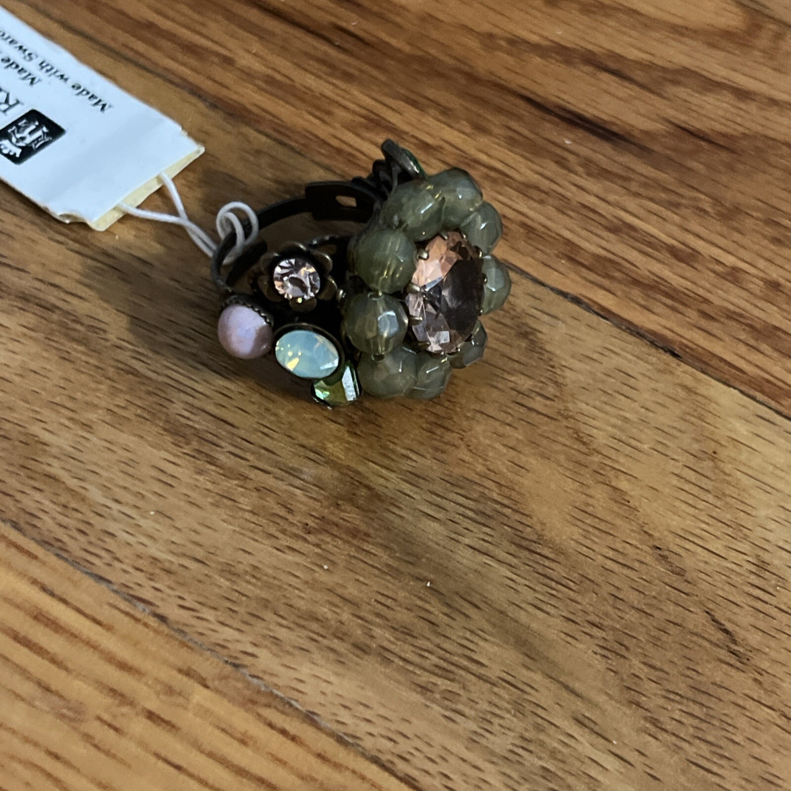 Elizabetta Ricciardi Adjustable Crystal Ring. NWT. Green & Brown Flower