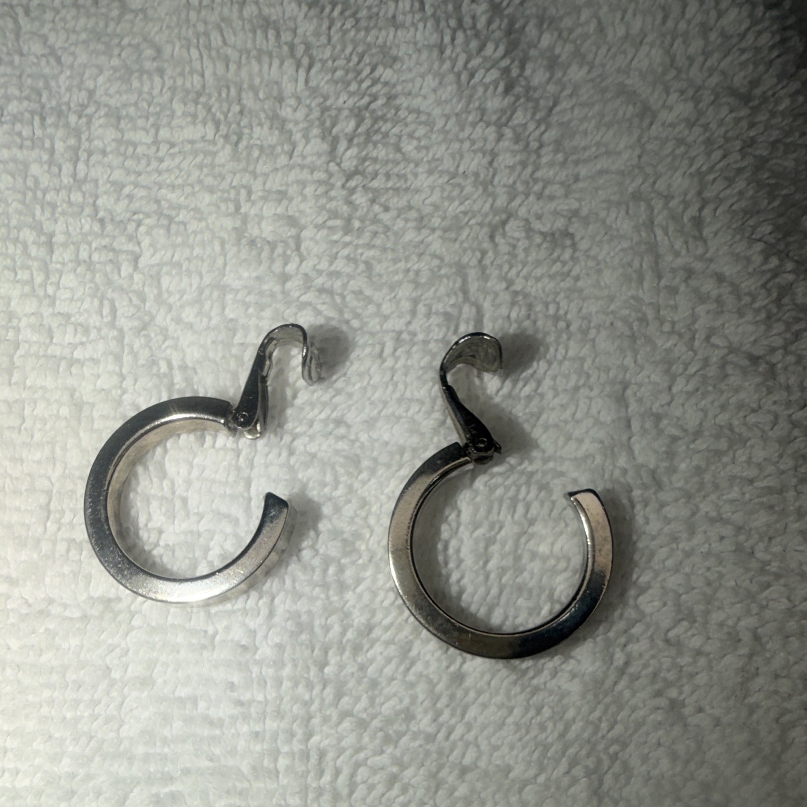 Silver Tone Round Hoop Earrings Hook Closure Clip-On Pair Metal Lobe No Stone