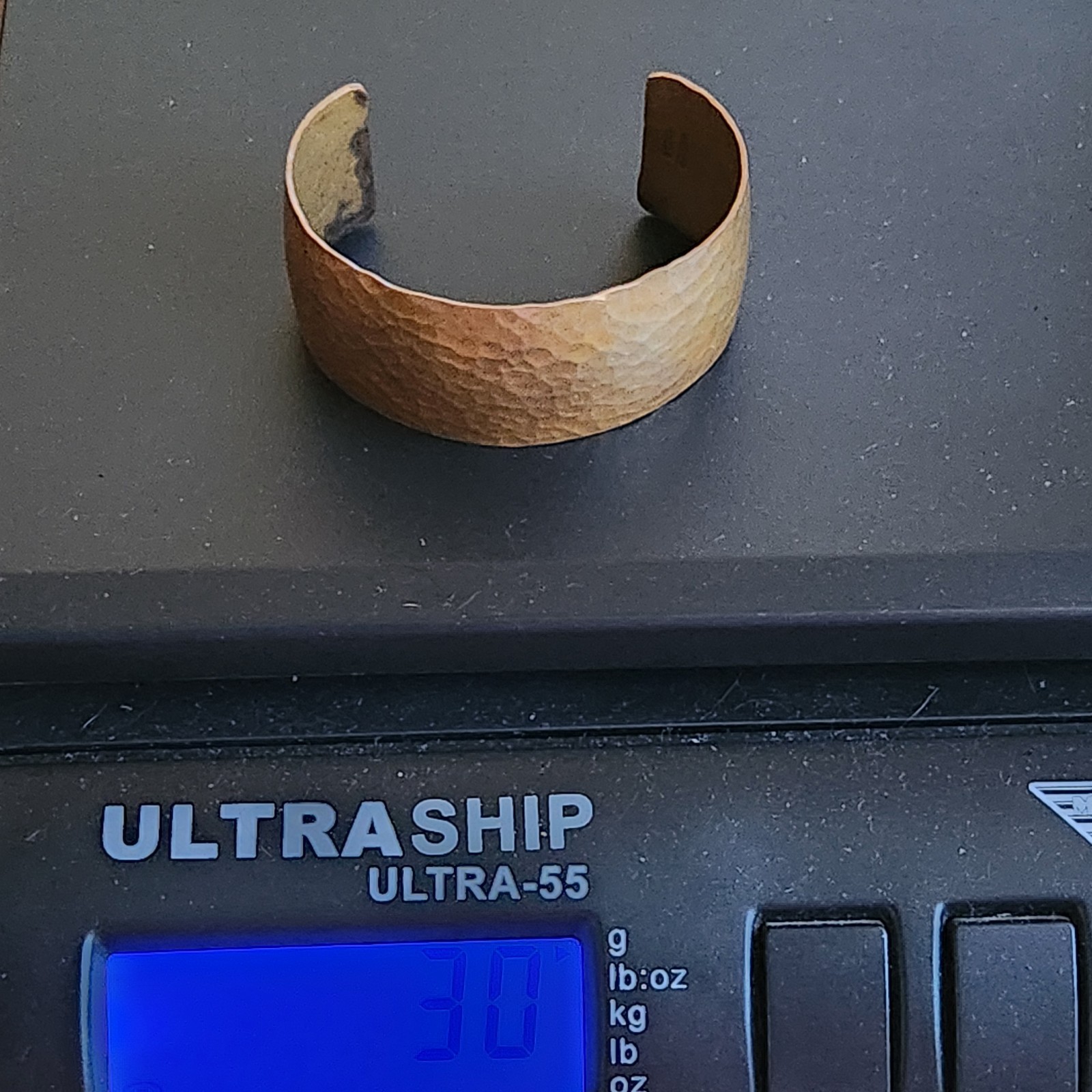 1970s Mexico Cobre Hammered Copper Cuff Bracelet 1″ Wide Retro Modernist 30g Vtg