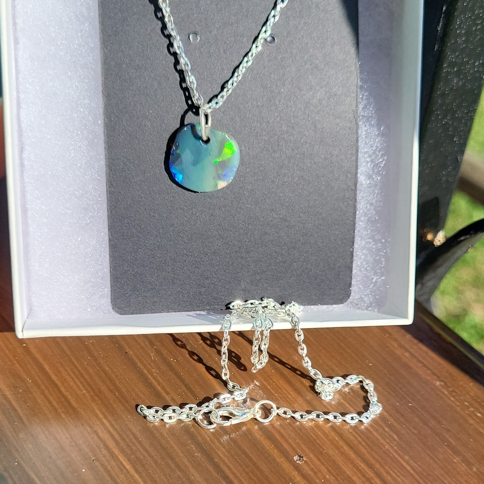 Silver-Tone Metal Cable Chain Necklace Round Multicolor Charm Pendant Lobster