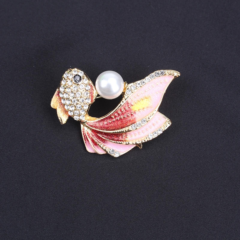 Women Men Unisex Lemon Goldfish Lover Brooch Fashion Koi Fish Pins Badge Jewelry