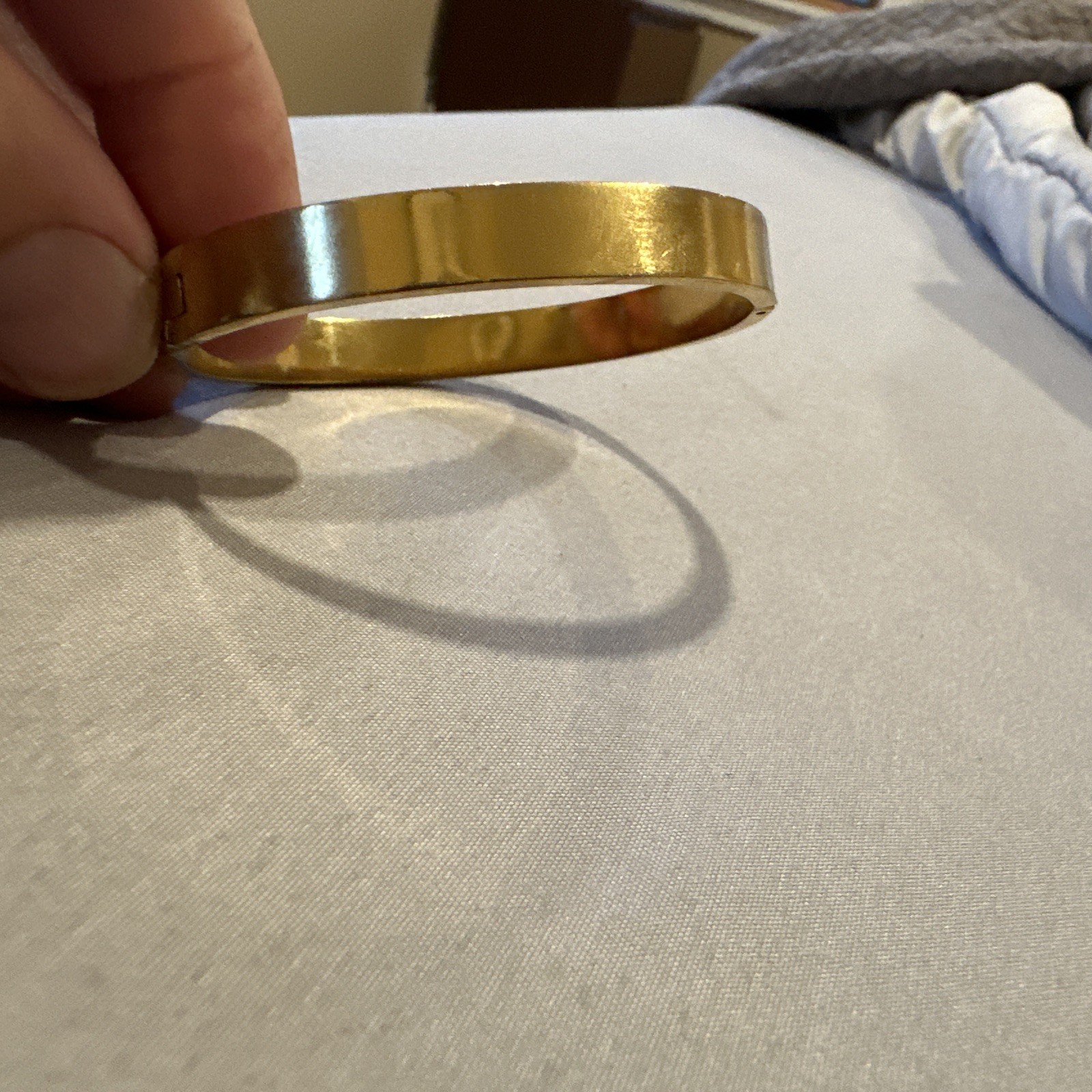 AUTHENTIC FENDI STATEMENT GOLD BANGLE BRACELET NWOT