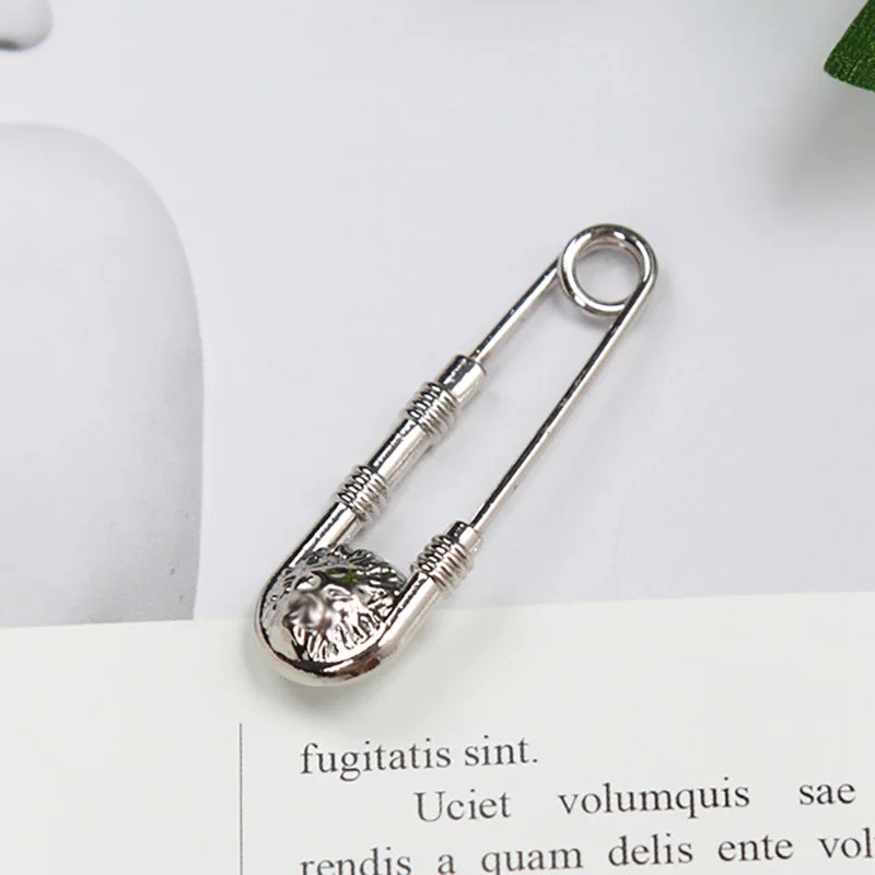 Vintage Large Safety Pin Brooch Double Lion Head Waist Closing Decor Suit Jewelr