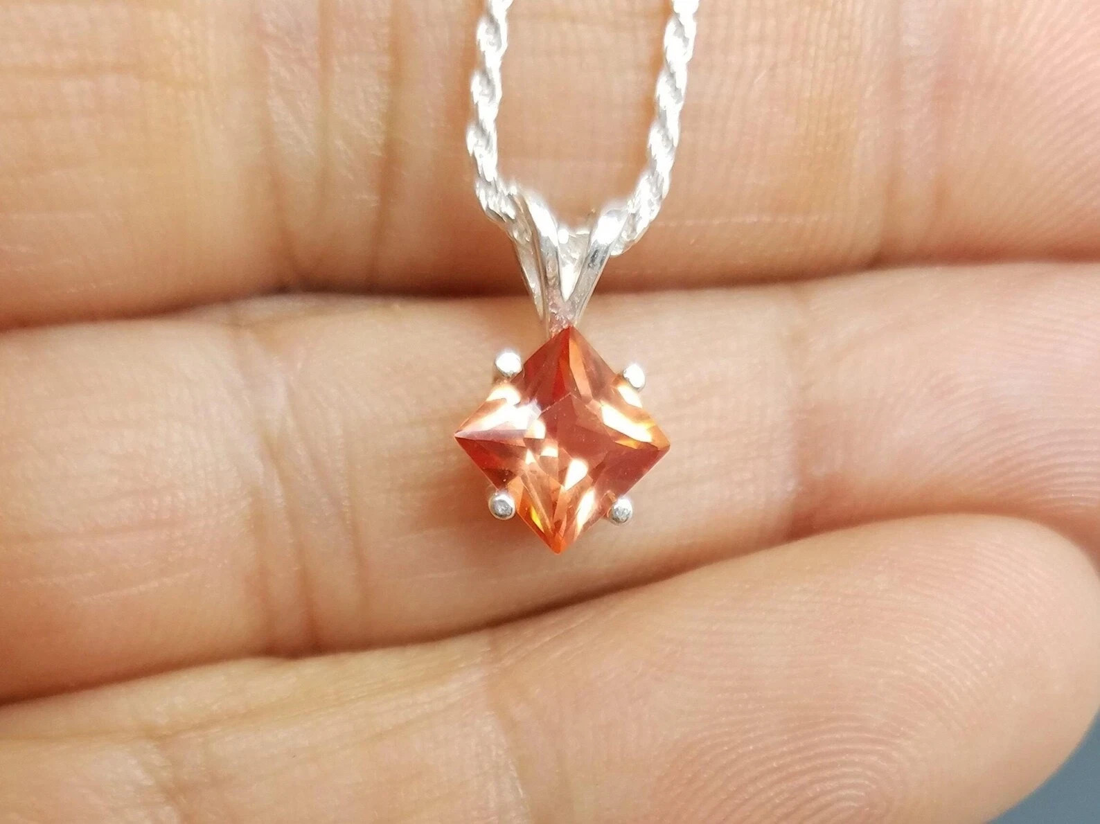 21 Ct Natural Orange Sapphire Princess Cut 925 Sterling Silver Pendant & Chain