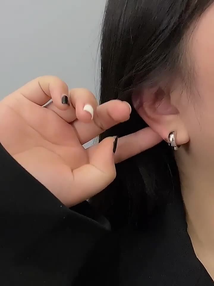 C-shaped Geometric Texture Incense Stand Clip Earrings Women Without Piercing A8
