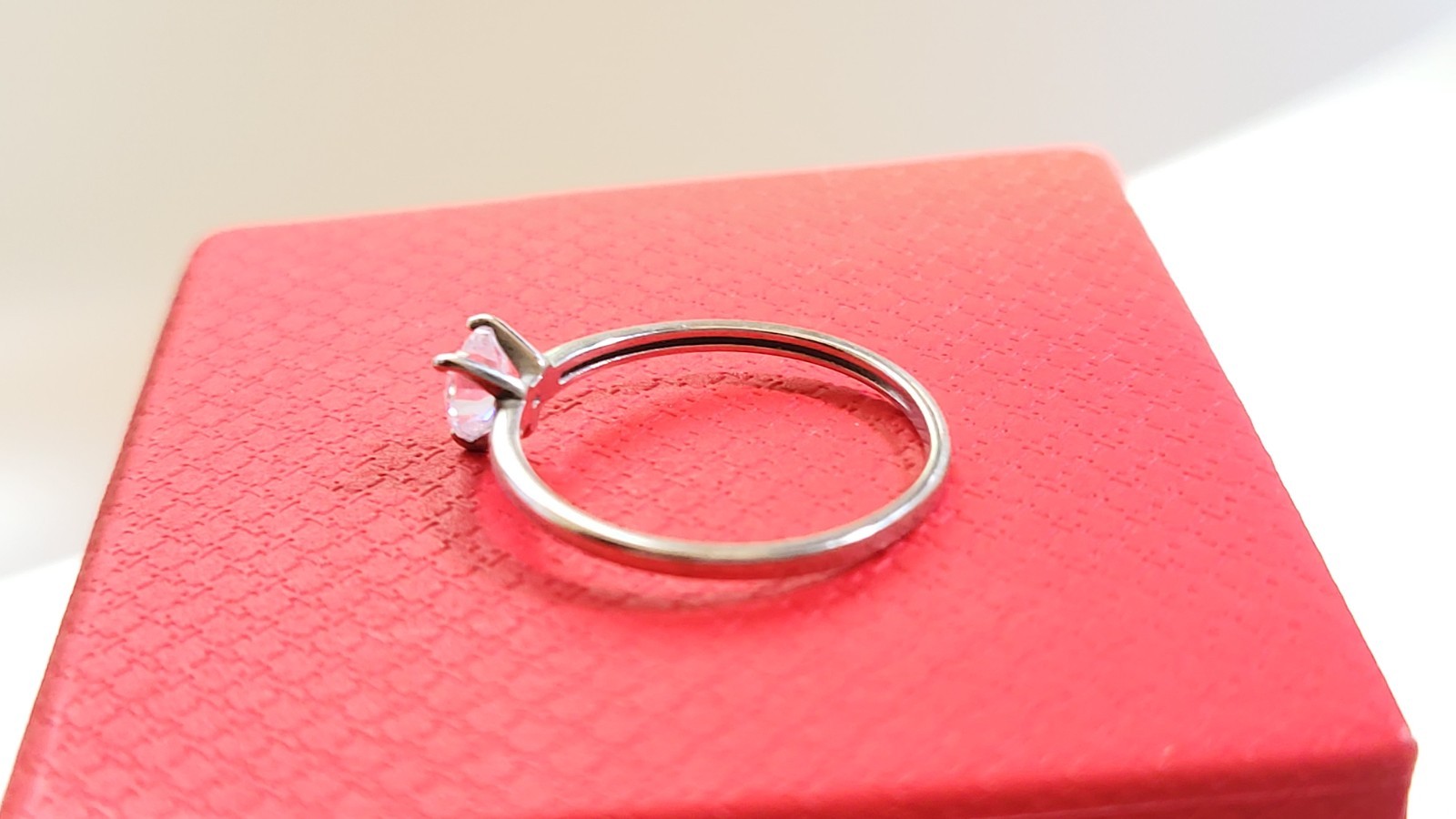 Woman’s 925 Sterling Silver Heart Cubic Zirconia Ring Size 5 US