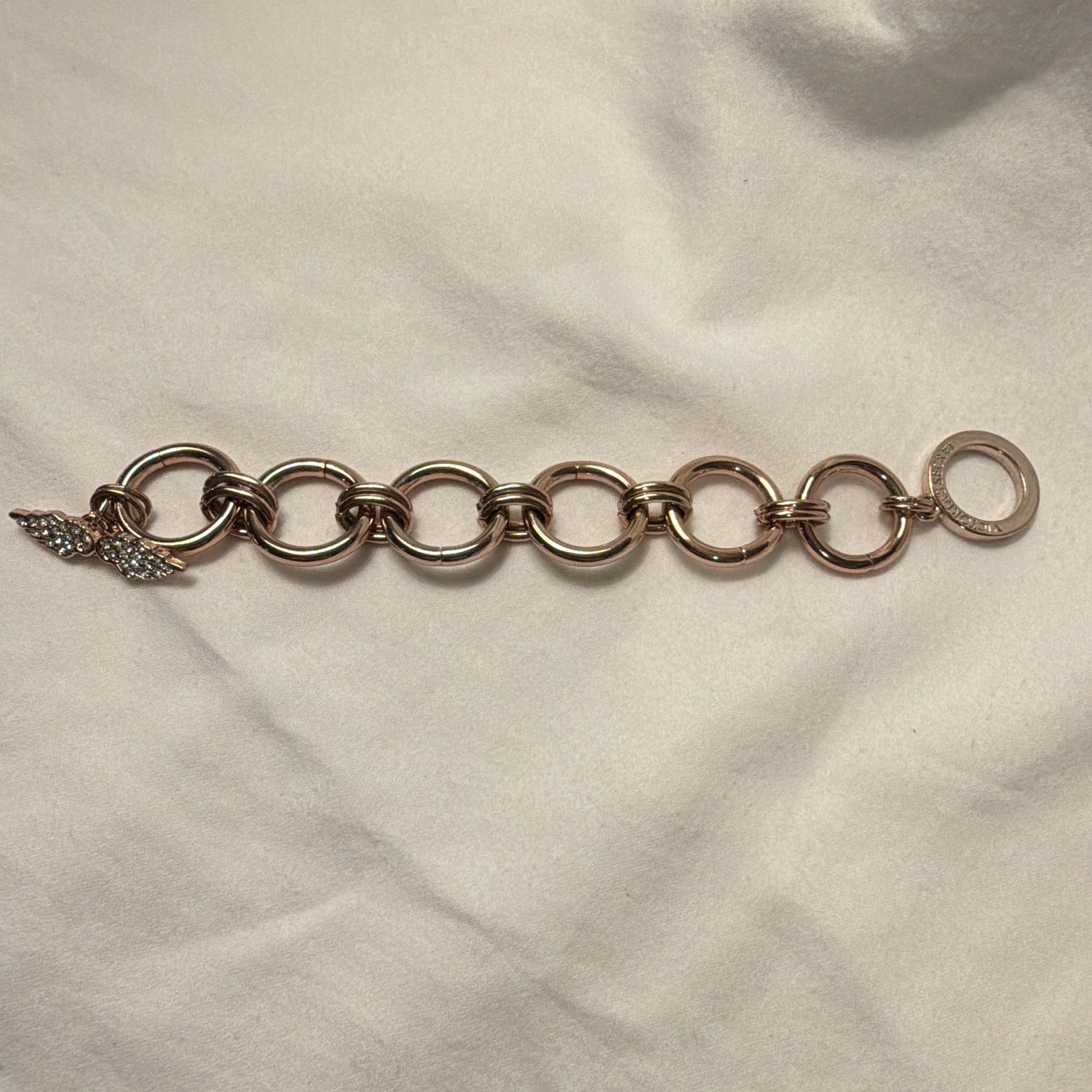 Victoria’s Secret Rose Gold Tone Round Link Toggle Bracelet w/Pavé Crystal Charm