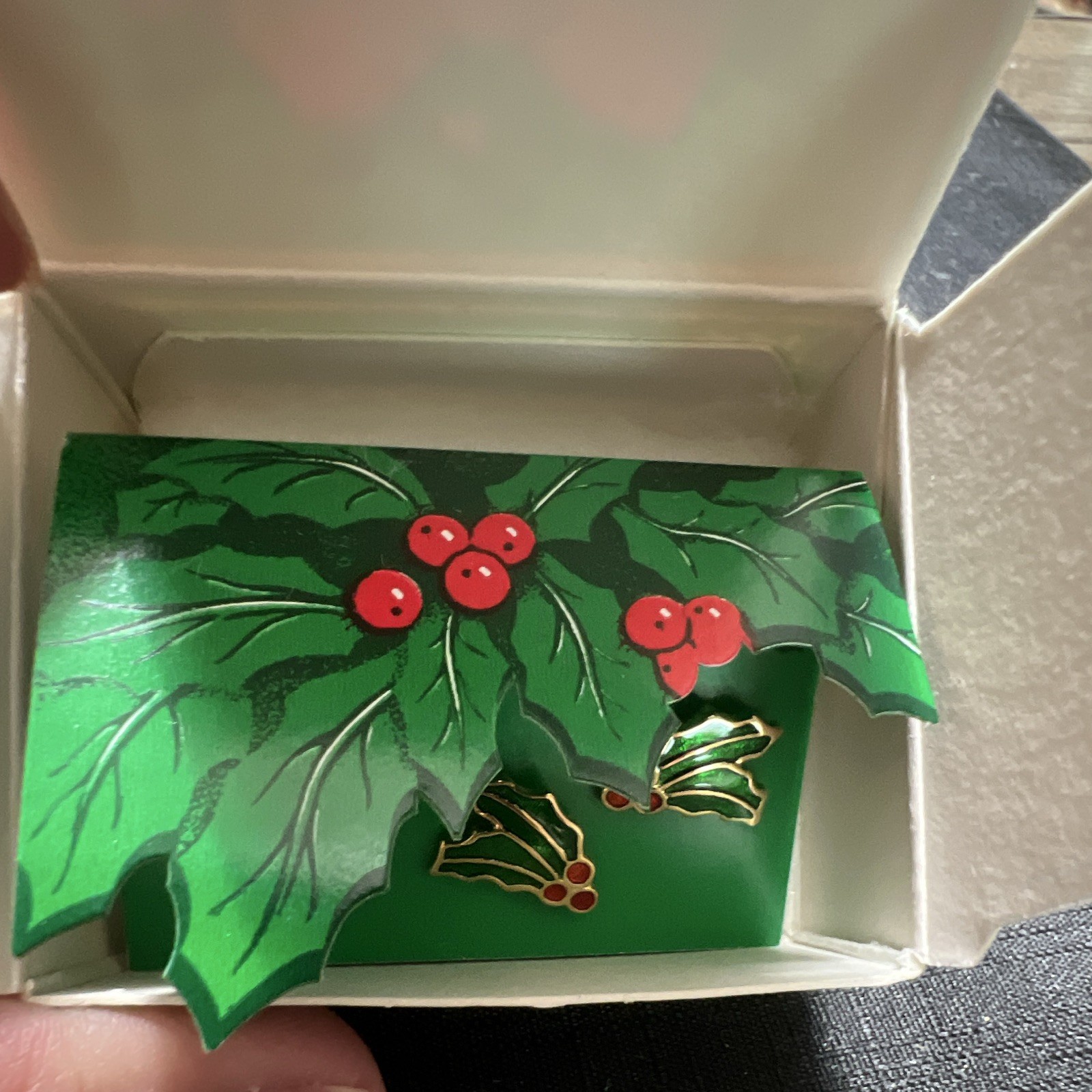 Avon Holly Leaf Enamel Stud Earrings Green Red Gold Surgical Steel Posts