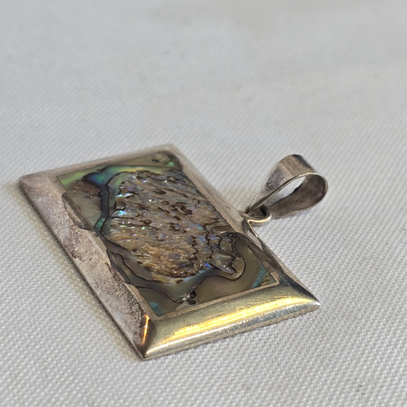 Sterling Silver Pendant 13.1g Fine Jewelry Abalone Look Charm *READ*