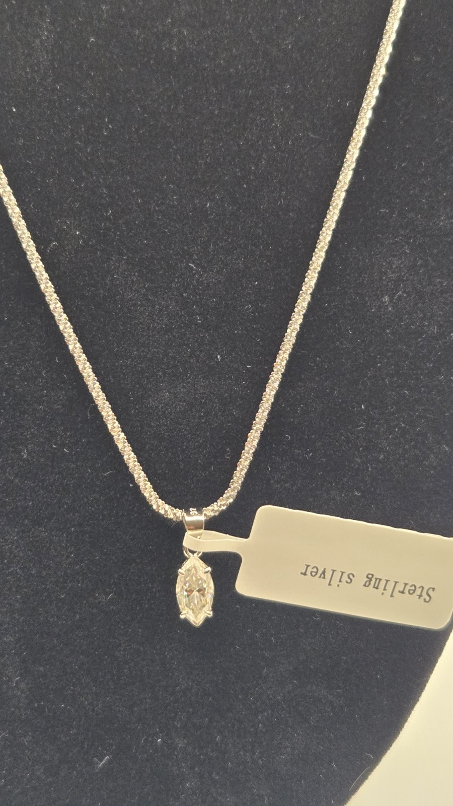 1.0 Carot Oval Mossinite Pendent, Upgraded Diamond Cut S925 18 Inch Necklace