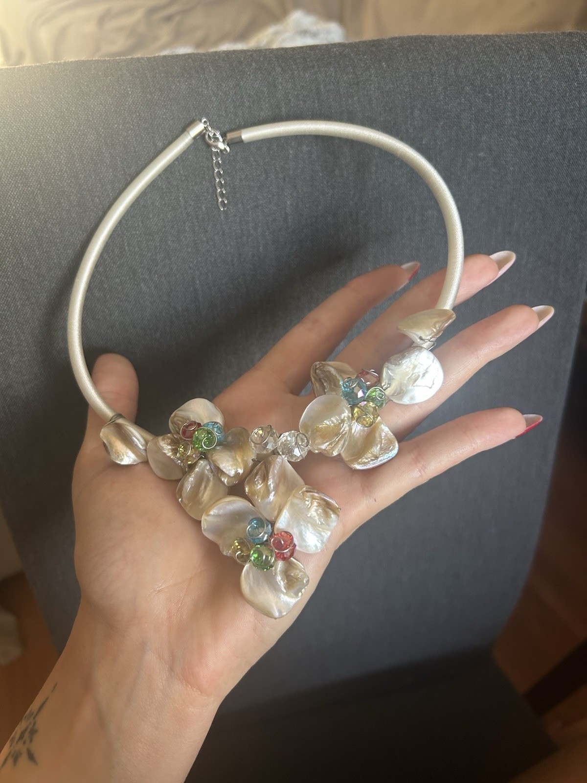 Mermaid core statement necklace with shells and colourful beads #mermaidcore