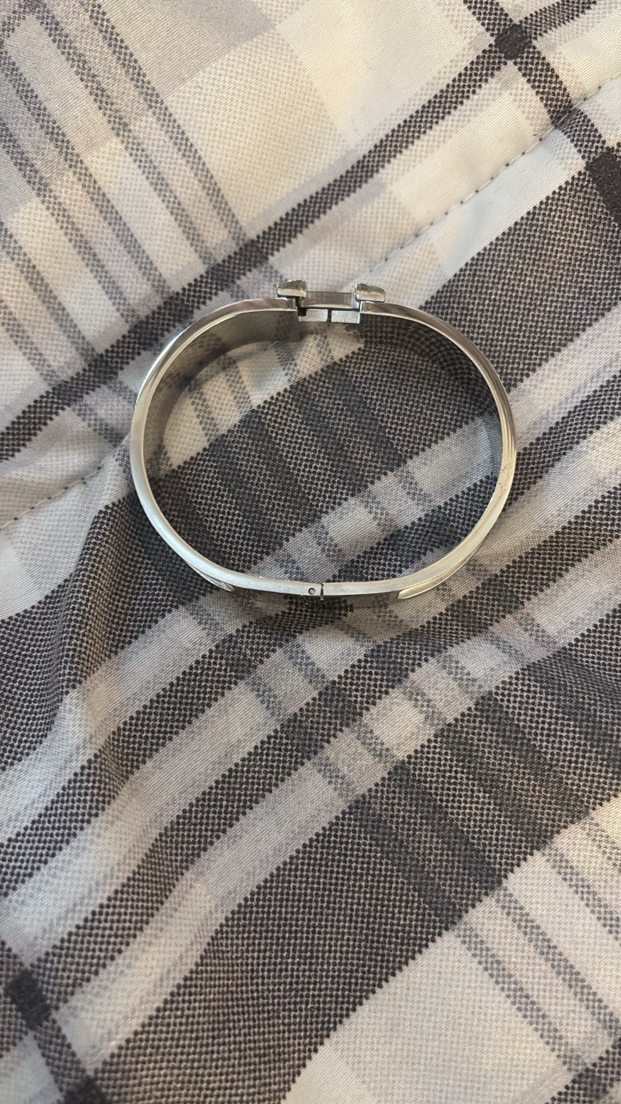 HERMÈS Clic H bangle bracelet pre owned in excellent condition w dust bag