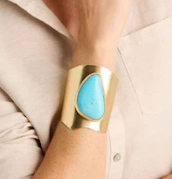 NWT Chicos Howlite Cuff Bracelet Goldtone Nickel Free Metal and Turquoise Color